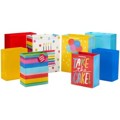 Hallmark 0005EGB7427 Take The Cake, Feststoffe Set mit 8 mittelgroßen und großen Geburtstags-Geschenktüten für Kinder, Erwachsene, Lehrer, Kollegen, Papier, Geburtstagskuchen, Streifen, Luftballons Hallmark 0005EGB7427 Take The Cake, Feststoffe Set mit 8 mittelgroßen und großen Geburtstags-Geschenktüten für Kinder, Erwachsene, Lehrer, Kollegen, Papier, Geburtstagskuchen, Streifen, Luftballons