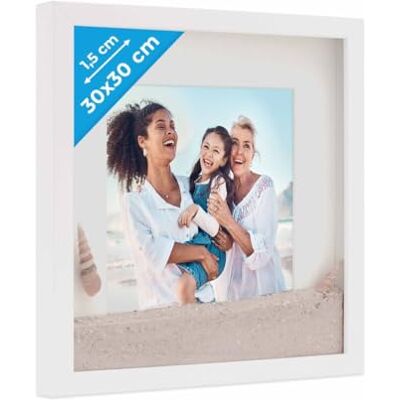 PHOTOLINI 3D Bilderrahmen zum Befüllen 30x30 Weiß groß, 1,5 cm tiefer Objektrahmen mit Glas, tiefer Bilderrahmen 30x30 Holz MDF mit Passepartout, Dicker 3D Rahmen befüllbar für Gegenstände Geschenk PHOTOLINI 3D Bilderrahmen zum Befüllen 30x30 Weiß groß, 1,5 cm tiefer Objektrahmen mit Glas, tiefer Bilderrahmen 30x30 Holz MDF mit Passepartout, Dicker 3D Rahmen befüllbar für Gegenstände Geschenk