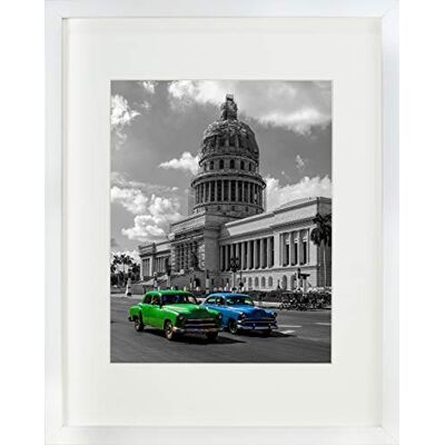 Bilderrahmen 28x35 Weiß mit Passepartout 20x25 cm Eleganter Fotorahmen als Wandrahmen zum Aufhängen Perfekt für Fotos, Poster und Urkunden Bilderrahmen 28x35 Weiß mit Passepartout 20x25 cm Eleganter Fotorahmen als Wandrahmen zum Aufhängen Perfekt für Fotos, Poster und Urkunden