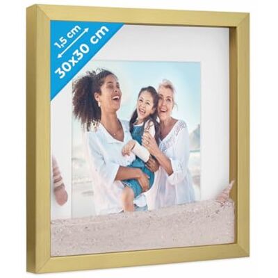 PHOTOLINI 3D Bilderrahmen zum Befüllen 30x30 Gold groß, 1,5 cm tiefer Objektrahmen mit Glas, tiefer Bilderrahmen 30x30 Holz MDF mit Passepartout, Dicker 3D Rahmen befüllbar für Gegenstände Geschenk PHOTOLINI 3D Bilderrahmen zum Befüllen 30x30 Gold groß, 1,5 cm tiefer Objektrahmen mit Glas, tiefer Bilderrahmen 30x30 Holz MDF mit Passepartout, Dicker 3D Rahmen befüllbar für Gegenstände Geschenk