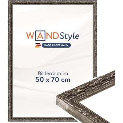 WANDStyle silberner Bilderrahmen 50x70 Holz, Bilderrahmen Silber Vintage Hochwertiger Holzbilderrahmen Antik, Posterrahmen zum Aufhängen, Rahmen 70x50 cm, Fotorahmen H530 Made in Germany WANDStyle silberner Bilderrahmen 50x70 Holz, Bilderrahmen Silber Vintage Hochwertiger Holzbilderrahmen Antik, Posterrahmen zum Aufhängen, Rahmen 70x50 cm, Fotorahmen H530 Made in Germany