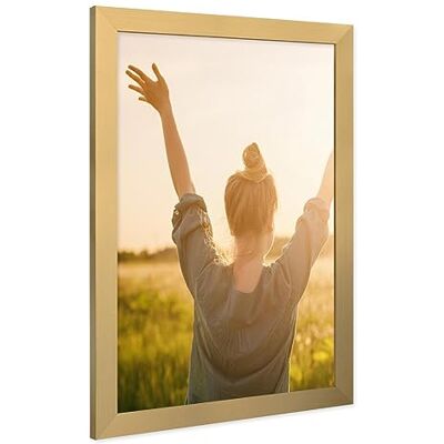 PHOTOLINI Bilderrahmen 30x40 Holz MDF Gold, breite Rahmen 30x40 Gold mit Acrylglas, picture frame 30 x 40 zum Aufhängen, Bilderrahmen 40x30 cm plus Zubehör zur Fotorahmen Wanddekoration PHOTOLINI Bilderrahmen 30x40 Holz MDF Gold, breite Rahmen 30x40 Gold mit Acrylglas, picture frame 30 x 40 zum Aufhängen, Bilderrahmen 40x30 cm plus Zubehör zur Fotorahmen Wanddekoration