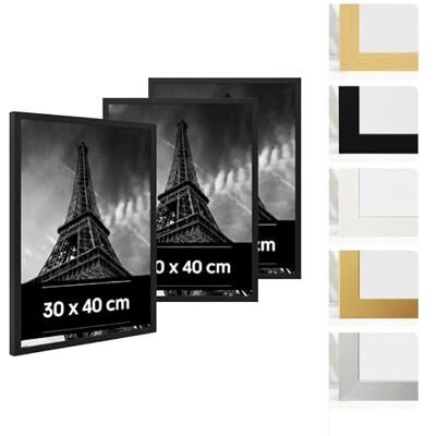 Estancia 3 Stück Schwarze Bilderrahmen aus Kunststoff, 30 x 40 cm – 3er-Pack 30x40 cm Rahmen mit Bruchsicherem Acrylglas – Moderner Fotorahmen für Wände, Tische, Zertifikate, Poster und Schlafzimmer Estancia 3 Stück Schwarze Bilderrahmen aus Kunststoff, 30 x 40 cm – 3er-Pack 30x40 cm Rahmen mit Bruchsicherem Acrylglas – Moderner Fotorahmen für Wände, Tische, Zertifikate, Poster und Schlafzimmer