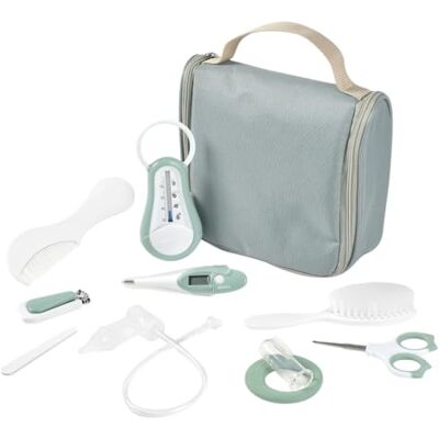 Béaba Mobile Baby-Kulturtasche – 10 Pflegeaccessoires ab Geburt, Drehbarer Haken, Kompaktes Format, Doppelter Reißverschluss, Thermometer, Nagelknipser, Bürste – Farbe Salbei Béaba Mobile Baby-Kulturtasche – 10 Pflegeaccessoires ab Geburt, Drehbarer Haken, Kompaktes Format, Doppelter Reißverschluss, Thermometer, Nagelknipser, Bürste – Farbe Salbei