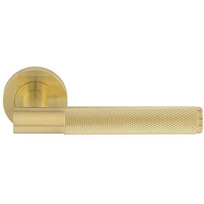 Carlisle Brass Lagos Ulitmate Tür-Set, inkl. 2 Griffen, 3 Scharnieren und einem 7,6 cm Riegel, satiniertes Messing Carlisle Brass Lagos Ulitmate Tür-Set, inkl. 2 Griffen, 3 Scharnieren und einem 7,6 cm Riegel, satiniertes Messing