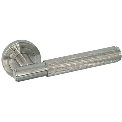 Micel 00344 Türgriff-Set mit Rosette (50 mm), strukturierter Griff, satiniertes Nickel, silberfarben, 140 x 50 x 65 mm (Silber) Micel 00344 Türgriff-Set mit Rosette (50 mm), strukturierter Griff, satiniertes Nickel, silberfarben, 140 x 50 x 65 mm (Silber)