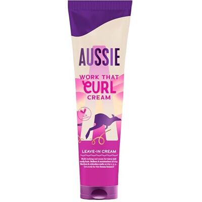 Aussie Work That Curl Creme 160 ml Leave-In Creme zur Definierung und Feuchtigkeitsversorgung von gewelltem und lockigem Haar. Schützt Ihre Locken für ein weiches und hydratisiertes Gefühl. Vegan und Aussie Work That Curl Creme 160 ml Leave-In Creme zur Definierung und Feuchtigkeitsversorgung von gewelltem und lockigem Haar. Schützt Ihre Locken für ein weiches und hydratisiertes Gefühl. Vegan und