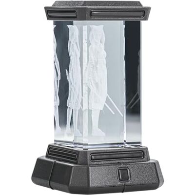 Paladone Ahsoka Tano 3D Holografisches Kristalllicht Offiziell lizenziertes lasergraviertes Mandalorian Sammler-LED-Licht, Disney Star Wars Merchandise Geschenke & Schreibtischaccessoires Paladone Ahsoka Tano 3D Holografisches Kristalllicht Offiziell lizenziertes lasergraviertes Mandalorian Sammler-LED-Licht, Disney Star Wars Merchandise Geschenke & Schreibtischaccessoires