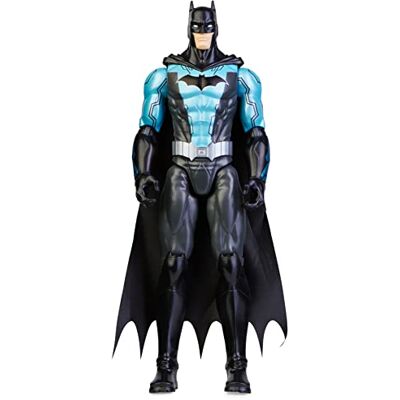 DC Comics Batman Batman-Figur in Skala 30 cm mit Rüstung Tech Hellblau und Originaldekorationen, Umhang und 11 Gelenkpunkten Spielzeug für Kinder und Mädchen ab 3 Jahren DC Comics Batman Batman-Figur in Skala 30 cm mit Rüstung Tech Hellblau und Originaldekorationen, Umhang und 11 Gelenkpunkten Spielzeug für Kinder und Mädchen ab 3 Jahren