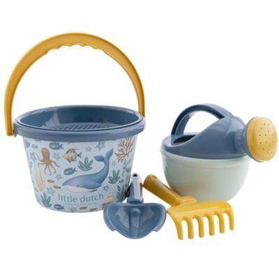 Little Dutch Eimerset Sandspielset 5-teilig Sandspielzeug Strandspielzeug Sandkasten für Jungen ab 18 Monate Ocean World blau Little Dutch Eimerset Sandspielset 5-teilig Sandspielzeug Strandspielzeug Sandkasten für Jungen ab 18 Monate Ocean World blau