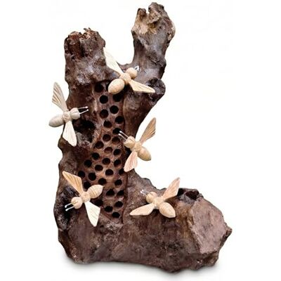 Dekoratives Bienenhotel aus Treibholz – Handgeschnitzte Holzskulptur mit Bienen Unikat ca. 25–30 cm Gartendeko für Balkon, Terrasse, Wohnbereich Dekoratives Bienenhotel aus Treibholz – Handgeschnitzte Holzskulptur mit Bienen Unikat ca. 25–30 cm Gartendeko für Balkon, Terrasse, Wohnbereich