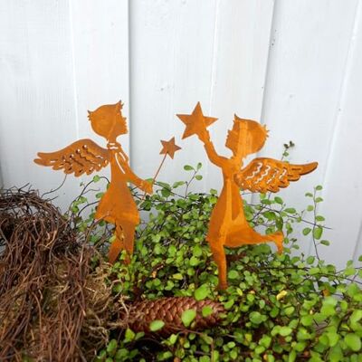 Storm Gartenstecker Engel Figur 2er Set zum Stecken mit Stern in Rostoptik 14cm Storm Gartenstecker Engel Figur 2er Set zum Stecken mit Stern in Rostoptik 14cm