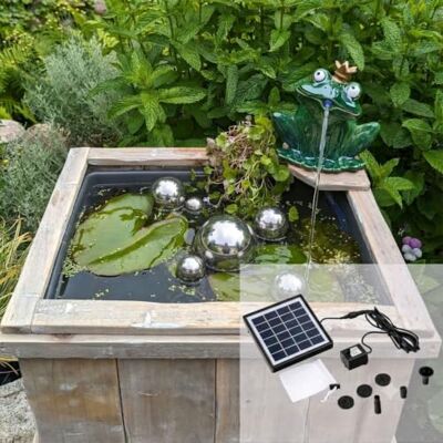 Storm Miniteich Komplettset Holzkiste Wasserspeier Solar mit Pumpe Froschkönig Balkonteich Gartendeko Set mit Schwimmkugeln Kunststoffeinsatz Storm Miniteich Komplettset Holzkiste Wasserspeier Solar mit Pumpe Froschkönig Balkonteich Gartendeko Set mit Schwimmkugeln Kunststoffeinsatz