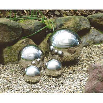 Spetebo Deko-Kugel aus hochwertigem Edelstahl 20 cm Edelstahlkugeln Dekokugeln, Gartenkugeln, Schwimmkugeln, Edelstahl, silber und glänzend Spetebo Deko-Kugel aus hochwertigem Edelstahl 20 cm Edelstahlkugeln Dekokugeln, Gartenkugeln, Schwimmkugeln, Edelstahl, silber und glänzend