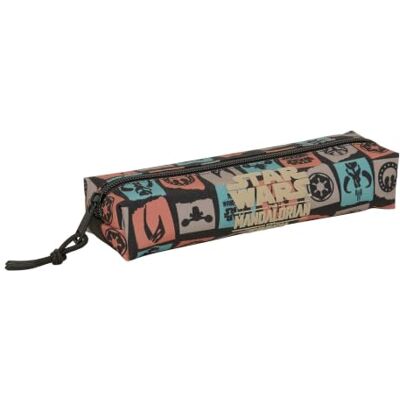 safta Federtasche Mandalorian & Grogu, 1 Fach, mit Gummiband Maße 22 x 7 x 4 cm, 42 g, Schwarz mit Mosaik in Erdtönen, Lucasfilm-Lizenz, Kordelanhänger, langer Reißverschluss oben safta Federtasche Mandalorian & Grogu, 1 Fach, mit Gummiband Maße 22 x 7 x 4 cm, 42 g, Schwarz mit Mosaik in Erdtönen, Lucasfilm-Lizenz, Kordelanhänger, langer Reißverschluss oben
