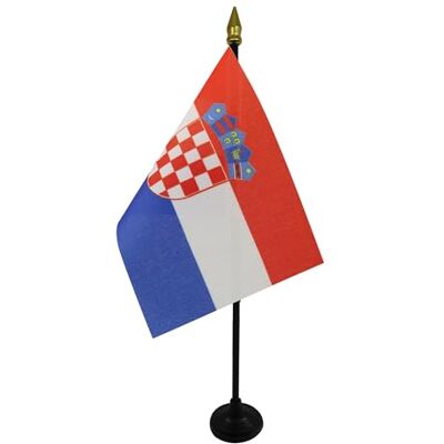 AZ FLAG Tischflagge Kroatien 15x10 cm Polyester 100D Kunststoffsockel Für innen Kroatische Tischflagge Hrvatska genähte Ausführung mit verstärkten Kanten mit Kunststoffstab und goldene Spitze AZ FLAG Tischflagge Kroatien 15x10 cm Polyester 100D Kunststoffsockel Für innen Kroatische Tischflagge Hrvatska genähte Ausführung mit verstärkten Kanten mit Kunststoffstab und goldene Spitze