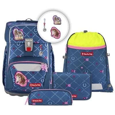 Step by Step Schulranzen-Set Giant „Horse Lima“, 9-teilig, blau ergonomischer 23L Tornister, höhenverstellbar mit Hüft- und Brustgurt, inkl. Trinkflasche für Mädchen ab der 1. Klasse Step by Step Schulranzen-Set Giant „Horse Lima“, 9-teilig, blau ergonomischer 23L Tornister, höhenverstellbar mit Hüft- und Brustgurt, inkl. Trinkflasche für Mädchen ab der 1. Klasse