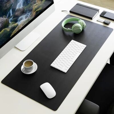 Floordirekt Schreibtischunterlage aus Kunstleder Schreibtisch Unterlagenmatte, Tischauflage für Büro und Schule, Mousepad Schreibunterlage, Schreibtischmatte Nero (Schwarz, 80 x 40 cm) Floordirekt Schreibtischunterlage aus Kunstleder Schreibtisch Unterlagenmatte, Tischauflage für Büro und Schule, Mousepad Schreibunterlage, Schreibtischmatte Nero (Schwarz, 80 x 40 cm)
