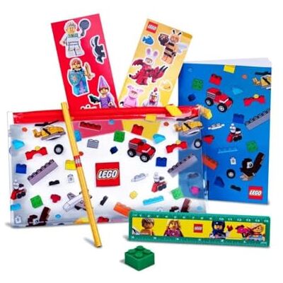 Lego Schreibwaren-Set mit Markenartikeln, bereit für einige Schularbeiten, einschließlich Federmäppchen, Notizbuch, Aufkleber, Bleistift, Lineal und Radiergummi. Lego Schreibwaren-Set mit Markenartikeln, bereit für einige Schularbeiten, einschließlich Federmäppchen, Notizbuch, Aufkleber, Bleistift, Lineal und Radiergummi.