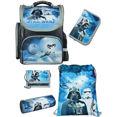 Familando Schulranzen Set CLOU 5-teilig mit Federmappe Star Wars Classic Ergonomisch, stabil & mit gepolstertem Rücken 930g leicht 15L Volumen Mit Reflektoren ab 1. Klasse Familando Schulranzen Set CLOU 5-teilig mit Federmappe Star Wars Classic Ergonomisch, stabil & mit gepolstertem Rücken 930g leicht 15L Volumen Mit Reflektoren ab 1. Klasse