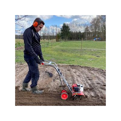 Hecht Benzin Gartenhacke 25 cm – Motorhacke mit 2-Takt Motor Bodenfräse mit 16 Messern und 25 cm Arbeitsbreite – zum Umgraben, Lockern und Kultivieren von Boden im Garten Hecht Benzin Gartenhacke 25 cm – Motorhacke mit 2-Takt Motor Bodenfräse mit 16 Messern und 25 cm Arbeitsbreite – zum Umgraben, Lockern und Kultivieren von Boden im Garten