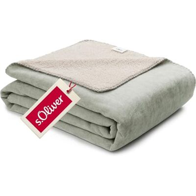 S. Oliver Lounge Decke 150x200 cm grün Polyesterflausch weich & kuschelig super waschbare, warme & flauschige Sofadecke, OEKO-TEX® geprüft zweiseitig Kuscheldecke, Wolldecke, Tagesdecke, Sofadecke S. Oliver Lounge Decke 150x200 cm grün Polyesterflausch weich & kuschelig super waschbare, warme & flauschige Sofadecke, OEKO-TEX® geprüft zweiseitig Kuscheldecke, Wolldecke, Tagesdecke, Sofadecke