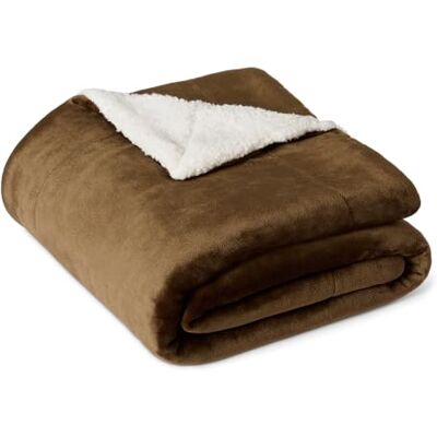 Amazon Mikrofaser Wendedecke Kuscheldecke aus Sherpa, 127 x 152 cm, Braun Amazon Mikrofaser Wendedecke Kuscheldecke aus Sherpa, 127 x 152 cm, Braun