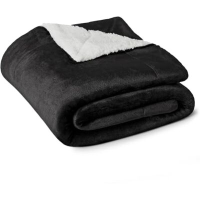 Amazon Mikrofaser Wendedecke Kuscheldecke aus Sherpa, 127 x 152 cm, Schwarz Amazon Mikrofaser Wendedecke Kuscheldecke aus Sherpa, 127 x 152 cm, Schwarz