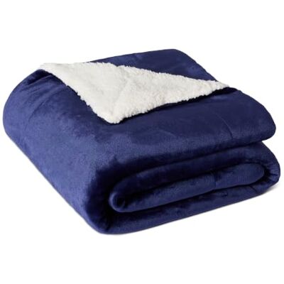 Amazon Sherpa-Kuscheldecke, Mikrofaser-Wendedecke für Sofa und Bett, 127,0cm x 152,0cm, Marineblau Amazon Sherpa-Kuscheldecke, Mikrofaser-Wendedecke für Sofa und Bett, 127,0cm x 152,0cm, Marineblau