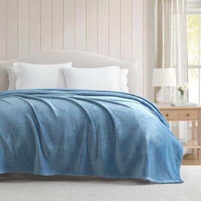 Martha Stewart Kingsize-Decke, ultraweiche Plüsch-Fleece-Überwurfdecke mit Doppelnadelnähten, 350 g/m², mittelschwere Bettwäsche für Bett oder Couch (Bedford Solid Blue) Martha Stewart Kingsize-Decke, ultraweiche Plüsch-Fleece-Überwurfdecke mit Doppelnadelnähten, 350 g/m², mittelschwere Bettwäsche für Bett oder Couch (Bedford Solid Blue)