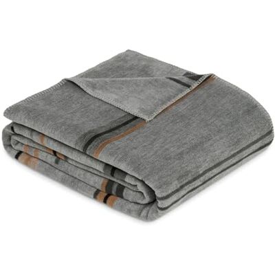 S. Oliver Decke 150x200 cm Baumwollmix, warm & waschbar, Kuscheldecke grau gestreift S. Oliver Decke 150x200 cm Baumwollmix, warm & waschbar, Kuscheldecke grau gestreift