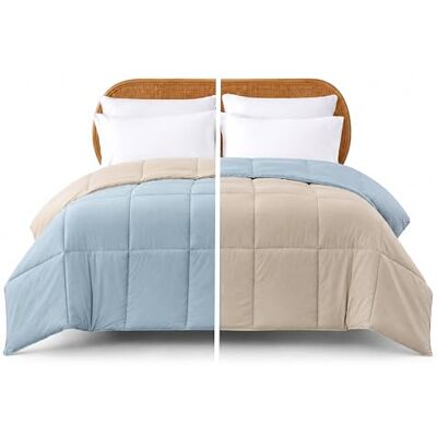 Modern Threads Amrapur Overseas Gänsedaunen-Steppdecke, Alternative Mikrofaser, gesteppt wendbar Twin. Oatmeal/Dusty Blue Modern Threads Amrapur Overseas Gänsedaunen-Steppdecke, Alternative Mikrofaser, gesteppt wendbar Twin. Oatmeal/Dusty Blue