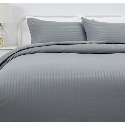Amazon Bettwäsche 240x220 3teilig Mikrofaser, Bettbezug 240 x 220 cm & 2 Kissenbezüge 50 x 80 cm, mit Druckknöpfen, Dunkelgrau, Gestreift Amazon Bettwäsche 240x220 3teilig Mikrofaser, Bettbezug 240 x 220 cm & 2 Kissenbezüge 50 x 80 cm, mit Druckknöpfen, Dunkelgrau, Gestreift