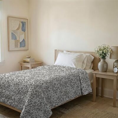 Italian Bed Linen Leichte Steppdecke & Übergangsdecke Karma 200x240 cm Bügelfreie Mikrofaser Tagesdecke 100g für Französisches Bett Sommer & Frühling Decke Roar Italian Bed Linen Leichte Steppdecke & Übergangsdecke Karma 200x240 cm Bügelfreie Mikrofaser Tagesdecke 100g für Französisches Bett Sommer & Frühling Decke Roar