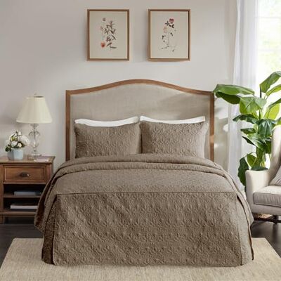 Madison Park Quebec gesteppte Tagesdecke mit geteilten Ecken, klassisches traditionelles Design, für alle Jahreszeiten, leicht, Bettwäsche-Set, passende Kissenbezüge, Queen, Damast, gesteppt, Khaki, 3 Madison Park Quebec gesteppte Tagesdecke mit geteilten Ecken, klassisches traditionelles Design, für alle Jahreszeiten, leicht, Bettwäsche-Set, passende Kissenbezüge, Queen, Damast, gesteppt, Khaki, 3
