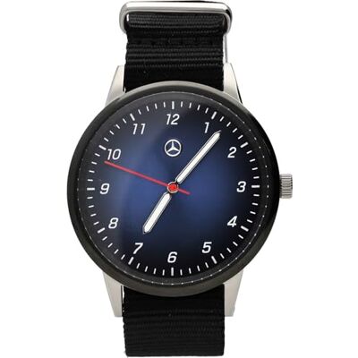Mercedes AMG Petronas Mercedes-Benz Herren Armbanduhr, 42mm, Edelstahl/Nylon, Miyota Quarzwerk, 5 ATM Wasserdicht, Mineralglas, Schwarz-Blau Mercedes AMG Petronas Mercedes-Benz Herren Armbanduhr, 42mm, Edelstahl/Nylon, Miyota Quarzwerk, 5 ATM Wasserdicht, Mineralglas, Schwarz-Blau