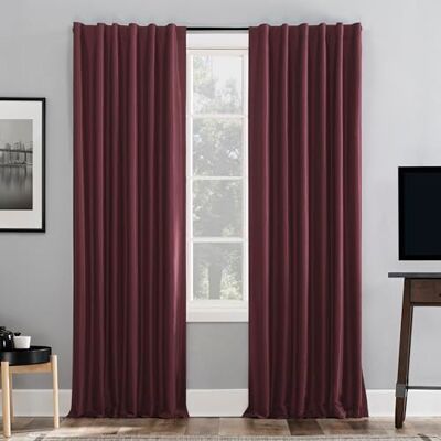 SUN ZERO Greyson Faux Dupioni Thermo-Vorhang mit Schlaufen, 127 x 213 cm, Bordeaux SUN ZERO Greyson Faux Dupioni Thermo-Vorhang mit Schlaufen, 127 x 213 cm, Bordeaux