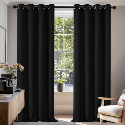 Deconovo Verdunkelungsvorhang Blickdicht Hitzeschutz Übergardinen Schwarz 2er Set, H220 x B140 cm, Thermovorhang mit Ösen, Verdunkelnd und Hitzeschutz Vorhang für moderne Wohnräume besonders geeignet Deconovo Verdunkelungsvorhang Blickdicht Hitzeschutz Übergardinen Schwarz 2er Set, H220 x B140 cm, Thermovorhang mit Ösen, Verdunkelnd und Hitzeschutz Vorhang für moderne Wohnräume besonders geeignet
