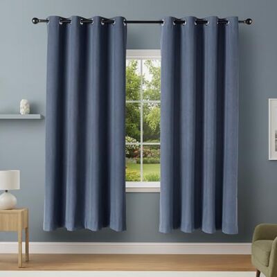 Amazon 100% Verdunkelungsvorhänge mit Ösen, 2er Set, 132 x 213 cm, Marineblau Amazon 100% Verdunkelungsvorhänge mit Ösen, 2er Set, 132 x 213 cm, Marineblau