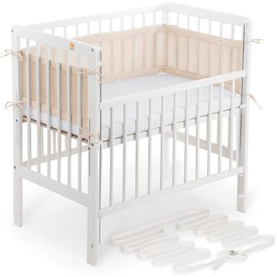 FabiMax Boxspring Baby Beistellbett Flex 90x55, TÜV geprüft, aus Buchenholz weiß lackiert, mit innovativem verstellbarem Seitengitter, passend für Boxspringbetten (Matratze Comfort, Beige) FabiMax Boxspring Baby Beistellbett Flex 90x55, TÜV geprüft, aus Buchenholz weiß lackiert, mit innovativem verstellbarem Seitengitter, passend für Boxspringbetten (Matratze Comfort, Beige)