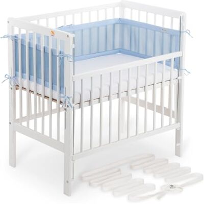 FabiMax Boxspring Baby Beistellbett Flex 90x55, TÜV geprüft, aus Buchenholz weiß lackiert, mit innovativem verstellbarem Seitengitter, passend für Boxspringbetten (Matratze Premium, Blau) FabiMax Boxspring Baby Beistellbett Flex 90x55, TÜV geprüft, aus Buchenholz weiß lackiert, mit innovativem verstellbarem Seitengitter, passend für Boxspringbetten (Matratze Premium, Blau)