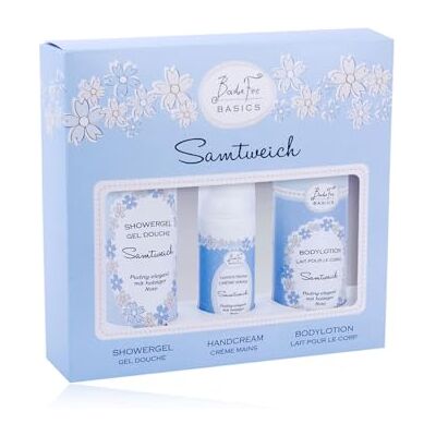 Badefee "Samtweich" Geschenkset für Frauen mit Duschgel, Handcreme & Körperlotion für gepflegte & geschmeidige Haut, Wellness Duschset zum Geburtstag, vegan & Tierversuchsfrei, Made in Germany Badefee "Samtweich" Geschenkset für Frauen mit Duschgel, Handcreme & Körperlotion für gepflegte & geschmeidige Haut, Wellness Duschset zum Geburtstag, vegan & Tierversuchsfrei, Made in Germany
