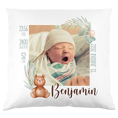 Striefchen ® Kissen als Geschenk zur Taufe oder Geburt mit Namen & Datum Teddybär Babygeschenk oder Geburtskissen Foto Striefchen ® Kissen als Geschenk zur Taufe oder Geburt mit Namen & Datum Teddybär Babygeschenk oder Geburtskissen Foto