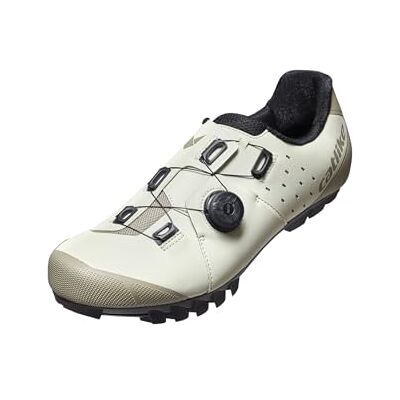 Catlike 7201000020 Whisper X2 MTB Schuhe Für Herren Und Damen – Leicht, Zehen- Und Fersenverstärkt, Atmungsaktiv, Komfortabel, Langlebig, Ergonomisch, Moz-Drehverschluss, Größe 47, Beige Matt Catlike 7201000020 Whisper X2 MTB Schuhe Für Herren Und Damen – Leicht, Zehen- Und Fersenverstärkt, Atmungsaktiv, Komfortabel, Langlebig, Ergonomisch, Moz-Drehverschluss, Größe 47, Beige Matt