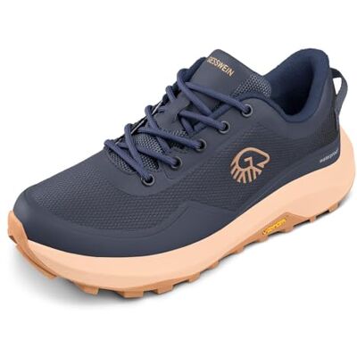 Giesswein Wool Trail X Men Wasserdichter Trailschuh mit Megagrip-Sohle Dämpfende EVA-Mittelsohle, Wechselfußbett & atmungsaktive Merinowolle – sicherer Halt für Herren auf Trail & nassen Wegen Giesswein Wool Trail X Men Wasserdichter Trailschuh mit Megagrip-Sohle Dämpfende EVA-Mittelsohle, Wechselfußbett & atmungsaktive Merinowolle – sicherer Halt für Herren auf Trail & nassen Wegen