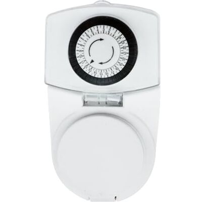 VoltShine Mechanische Außensteckdose, ideal zum Programmieren und Optimieren Ihres Energieverbrauchs. 24-Stunden-Timer, 16 A, 250 V~ 2P+E. Perfekt für Gärten und elektrische Geräte. VoltShine Mechanische Außensteckdose, ideal zum Programmieren und Optimieren Ihres Energieverbrauchs. 24-Stunden-Timer, 16 A, 250 V~ 2P+E. Perfekt für Gärten und elektrische Geräte.