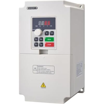 VEVOR Frequenzumrichter VFD 5 PS 4 kW 18 A 1/3 Phasen AC 220 V Eingang auf 3 Phasen AC 0–220 V Ausgang Frequenzumwandler 50/60 Hz Eingang 0–2000 Hz Ausgang VFD zur Drehzahlregelung des Spindelmotors VEVOR Frequenzumrichter VFD 5 PS 4 kW 18 A 1/3 Phasen AC 220 V Eingang auf 3 Phasen AC 0–220 V Ausgang Frequenzumwandler 50/60 Hz Eingang 0–2000 Hz Ausgang VFD zur Drehzahlregelung des Spindelmotors
