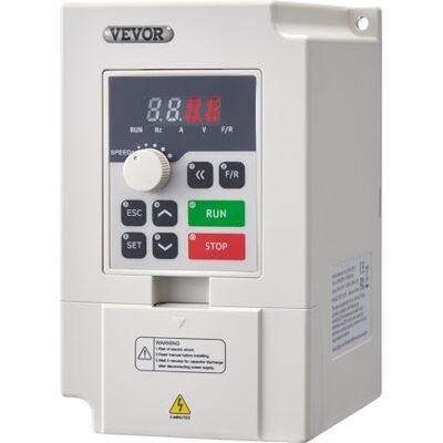 VEVOR Frequenzumrichter VFD 4 PS 3 kW, 14 A, 1/3-Phasen-AC 220V-Eingang zu 3-Phasen-AC 0–220 V Ausgang, Frequenzumwandler 50/60 Hz Eingang, 0–2000 Hz Ausgang VFD zur Drehzahlregelung des Spindelmotors VEVOR Frequenzumrichter VFD 4 PS 3 kW, 14 A, 1/3-Phasen-AC 220V-Eingang zu 3-Phasen-AC 0–220 V Ausgang, Frequenzumwandler 50/60 Hz Eingang, 0–2000 Hz Ausgang VFD zur Drehzahlregelung des Spindelmotors