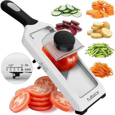 fullstar Handheld Mandoline Gemüsehobel und Julienneschneider 2-in-1 4 Schnittstärken Einfach & Sicher mit Scharfen Edelstahlklingen & Fingerschutz Ideal als Gurkenhobel (Weiß) fullstar Handheld Mandoline Gemüsehobel und Julienneschneider 2-in-1 4 Schnittstärken Einfach & Sicher mit Scharfen Edelstahlklingen & Fingerschutz Ideal als Gurkenhobel (Weiß)