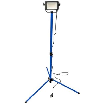 as - Schwabe as Schwabe Optiline LED Arbeitsstrahler 30W 3600 Lumen mit Stativ höhenverstellbar 0,8-1,34 m 2 m Anschlussleitung IP65 Stahlgehäuse robust & langlebig 4000K neutralweiß IP44, 46690 as - Schwabe as Schwabe Optiline LED Arbeitsstrahler 30W 3600 Lumen mit Stativ höhenverstellbar 0,8-1,34 m 2 m Anschlussleitung IP65 Stahlgehäuse robust & langlebig 4000K neutralweiß IP44, 46690